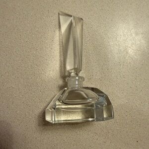 Elegant Clear Glass Perfume Bottle